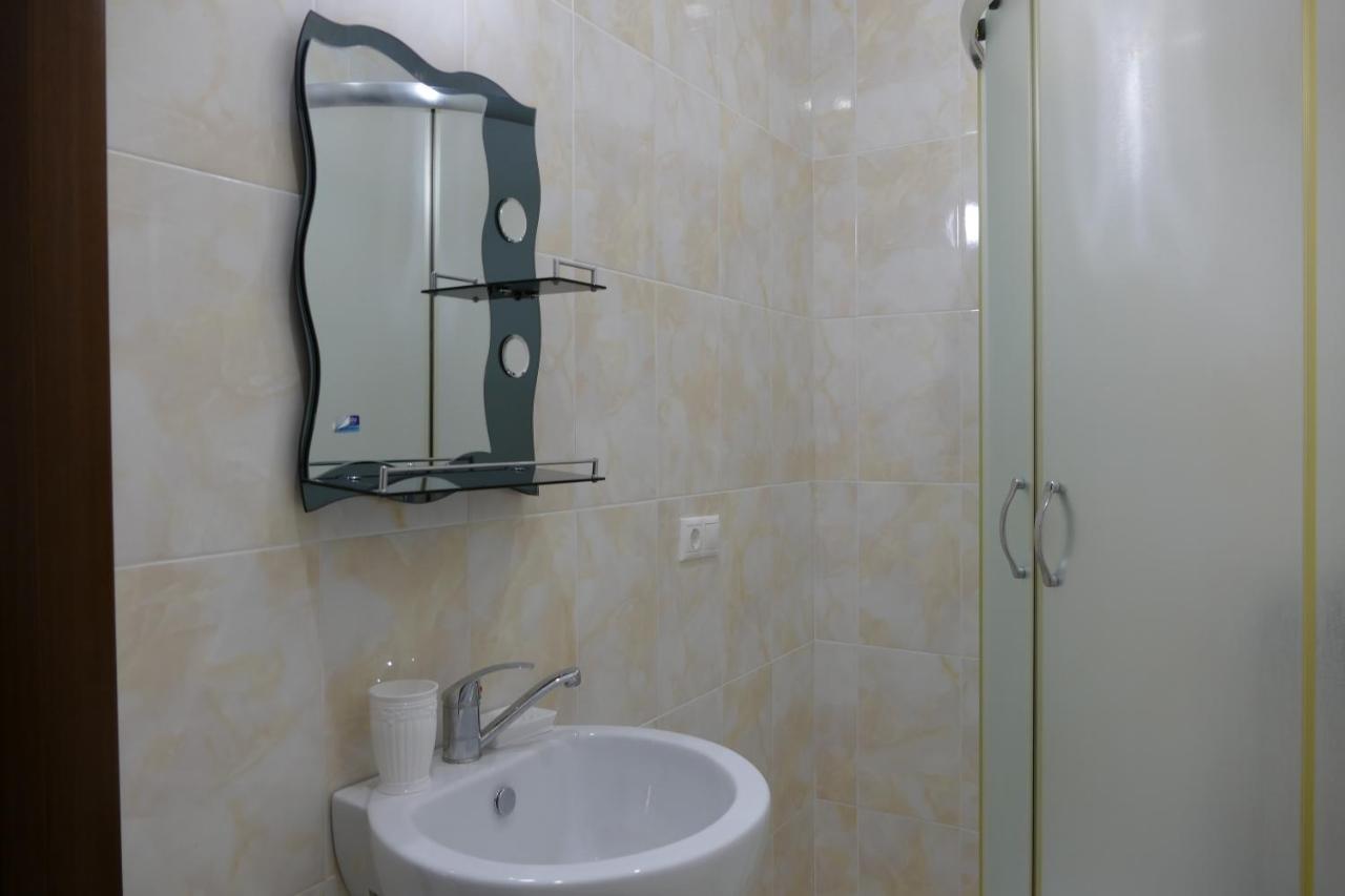 Apartments Na Beregu Sukhumi Ngoại thất bức ảnh