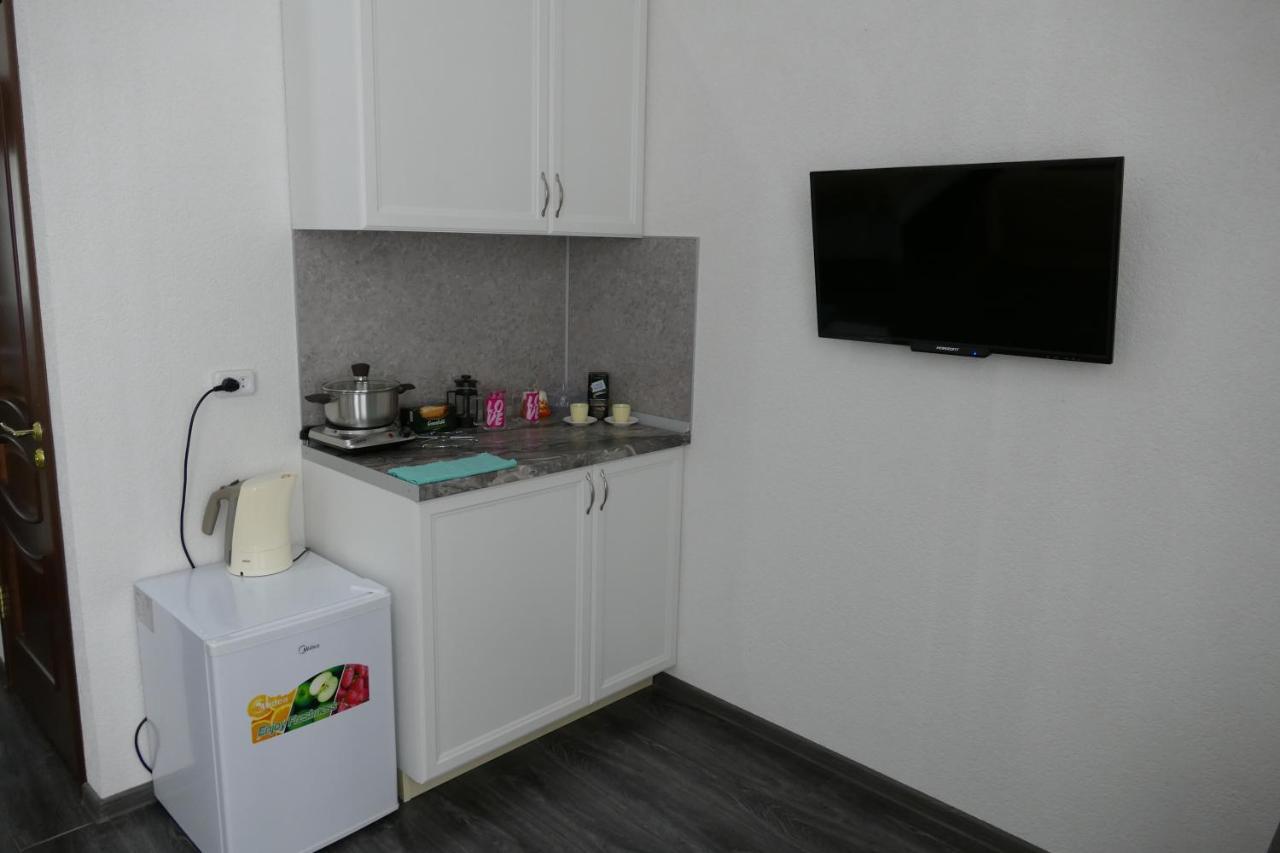 Apartments Na Beregu Sukhumi Ngoại thất bức ảnh