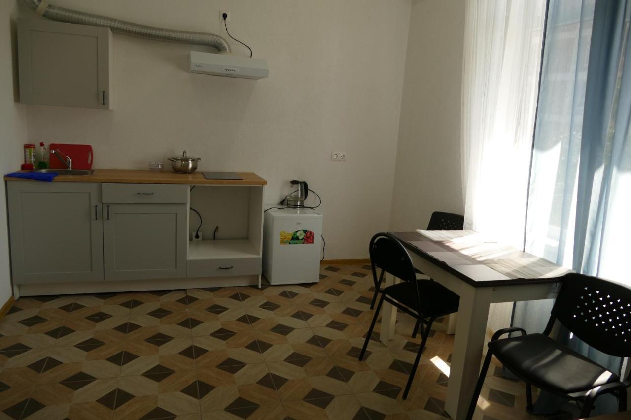 Apartments Na Beregu Sukhumi Ngoại thất bức ảnh