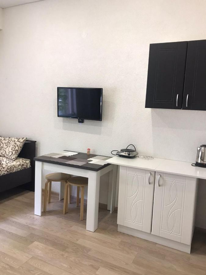 Apartments Na Beregu Sukhumi Ngoại thất bức ảnh