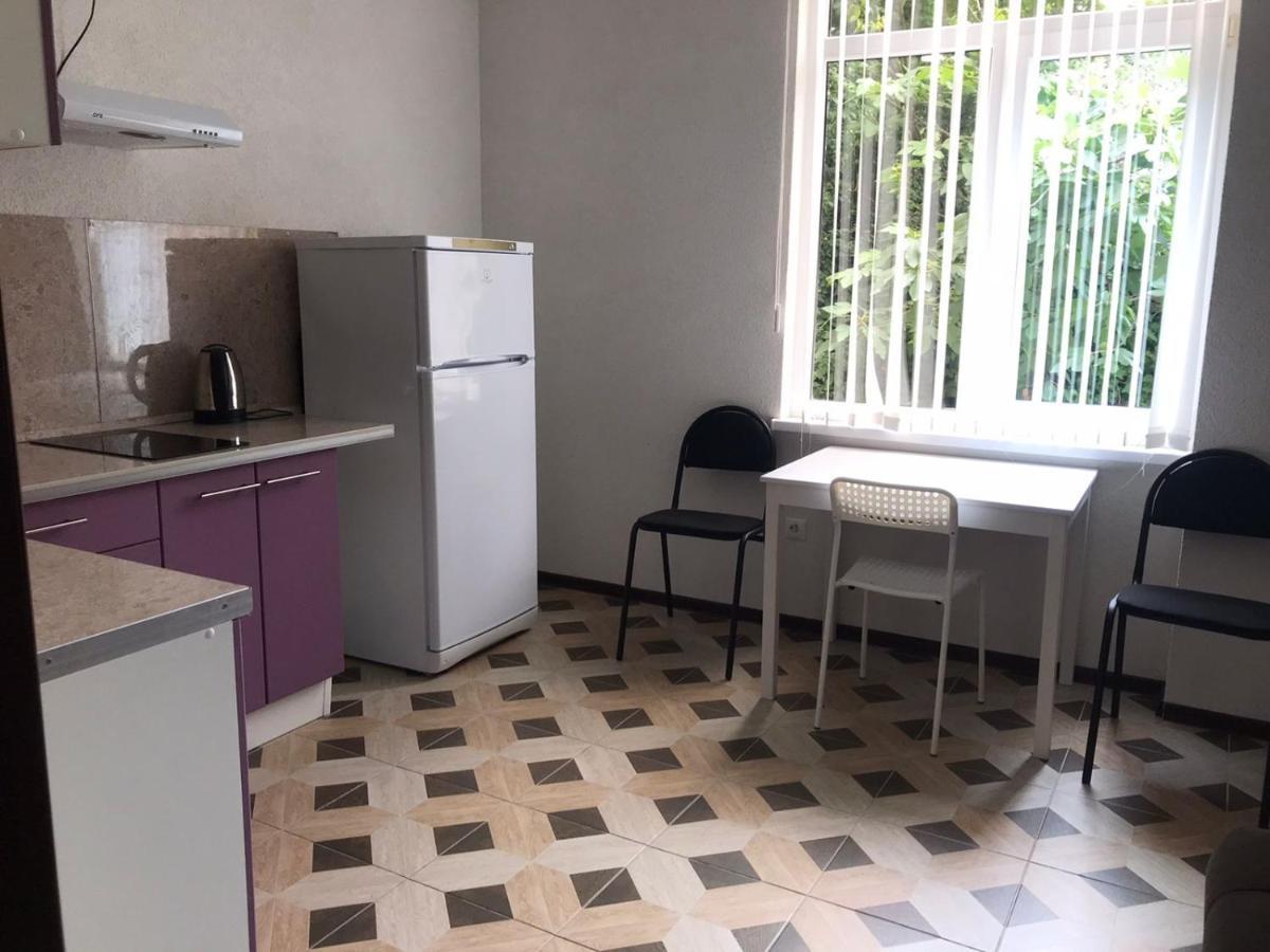 Apartments Na Beregu Sukhumi Ngoại thất bức ảnh