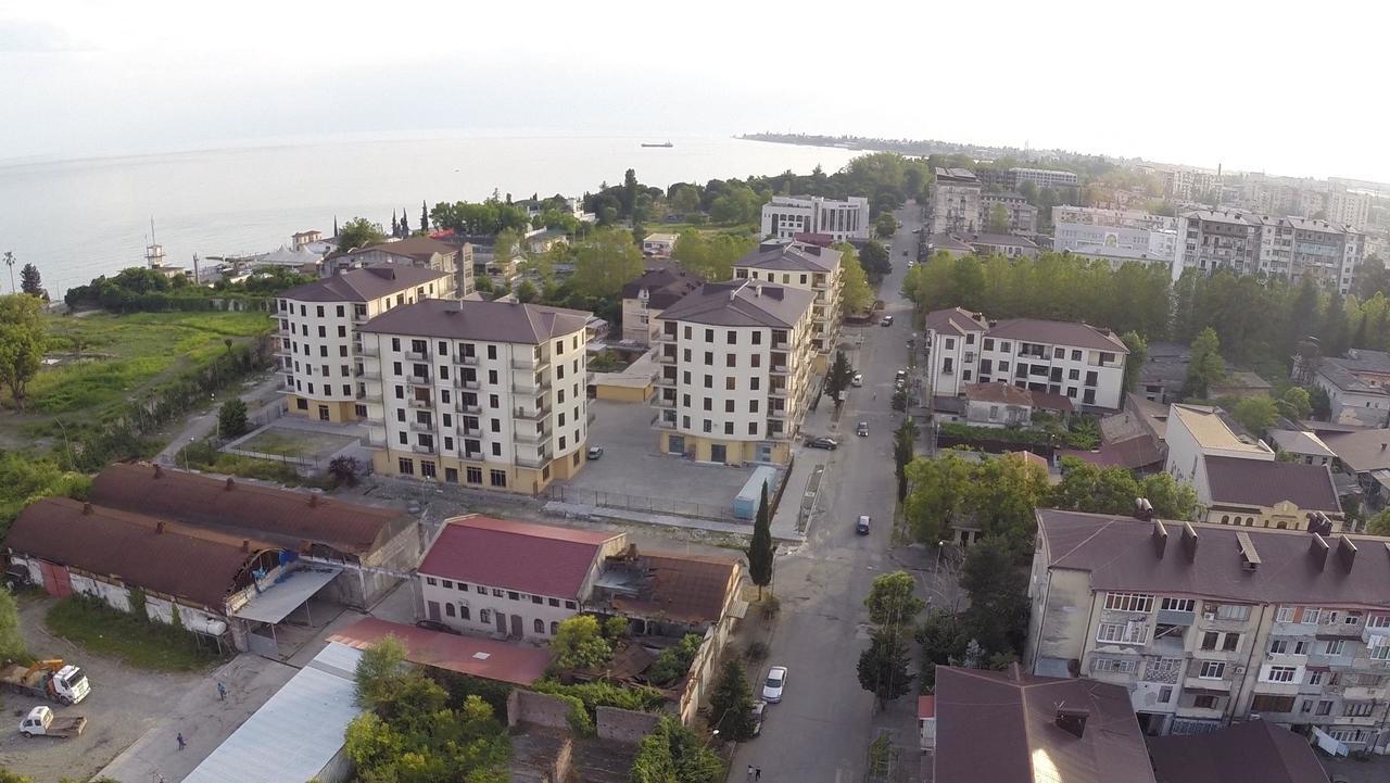 Apartments Na Beregu Sukhumi Ngoại thất bức ảnh